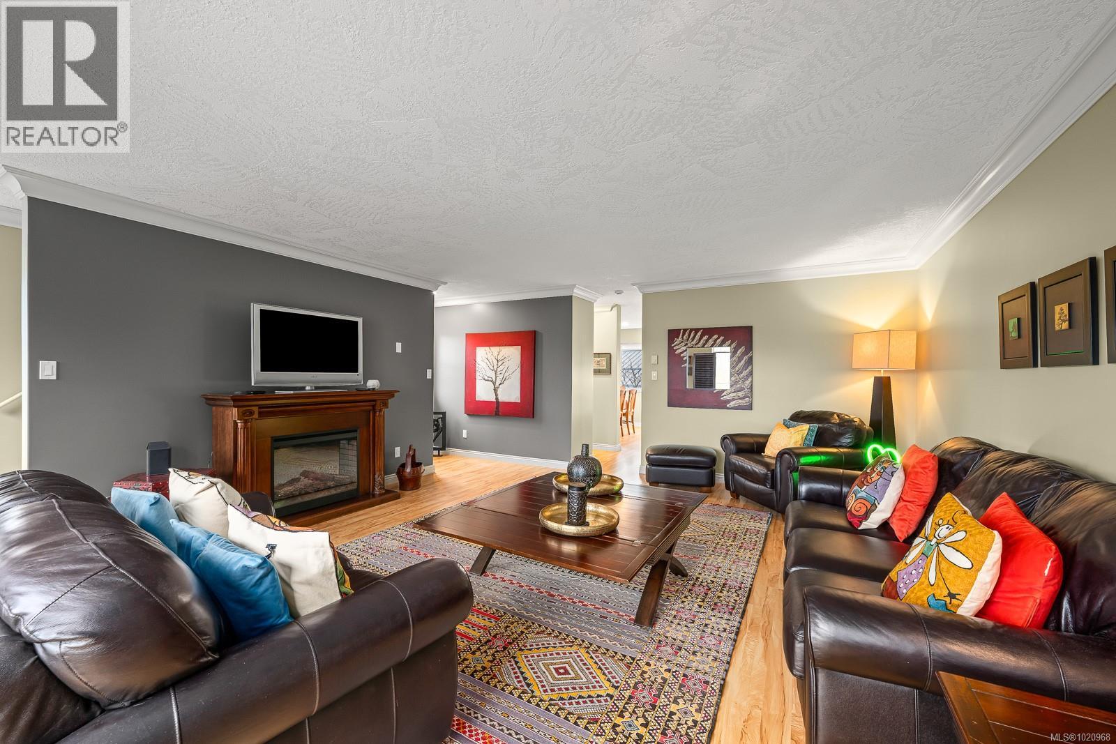 13 2475 Mansfield Dr, Courtenay