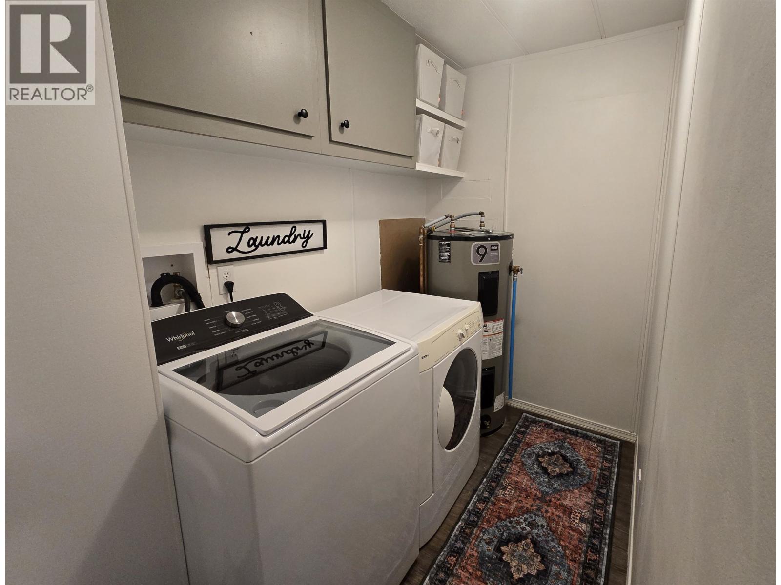 #64-4625 GRAHAM Avenue, Terrace