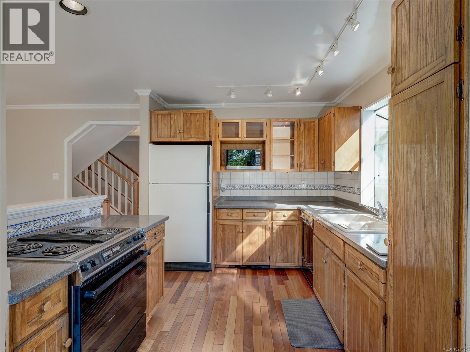 3857 Duke Rd, Metchosin