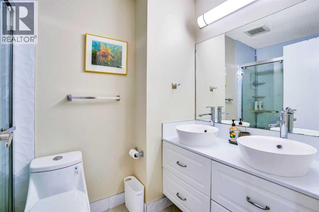 Single Family House Bi-level for Sale in  Bermuda Road NW Beddington Heights Calgary 