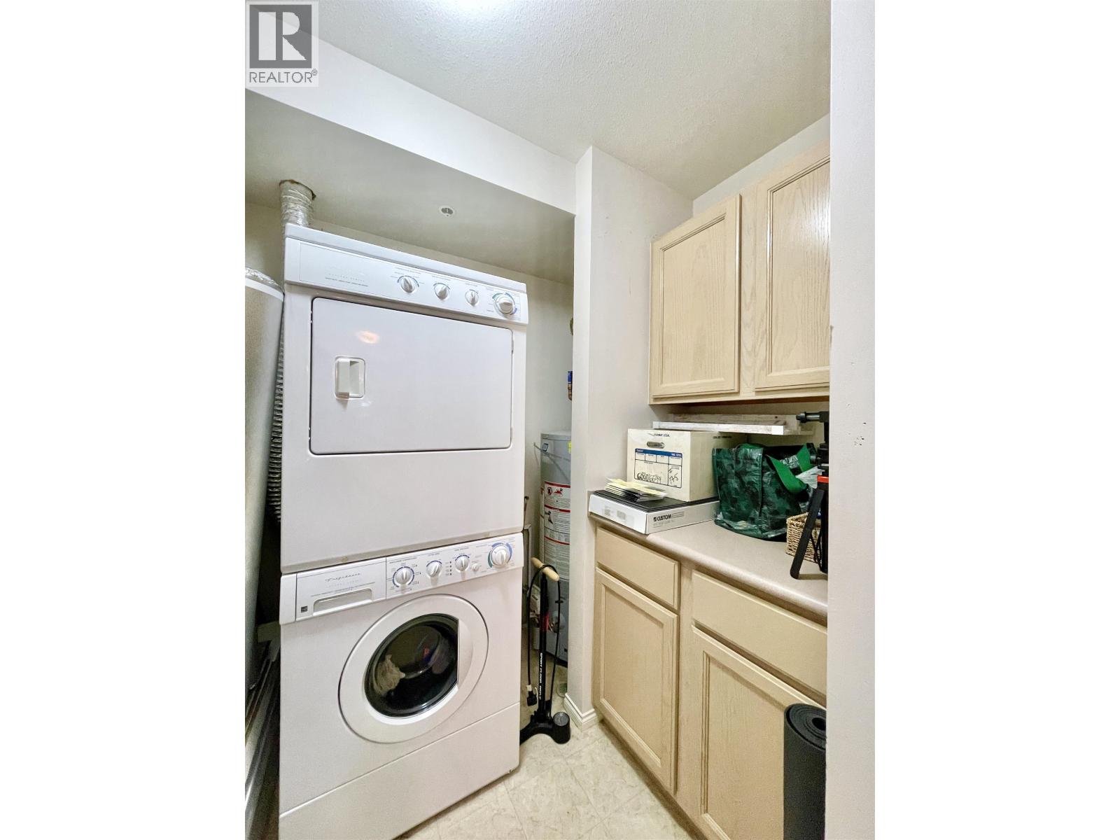 35 689 PARK ROAD, Gibsons