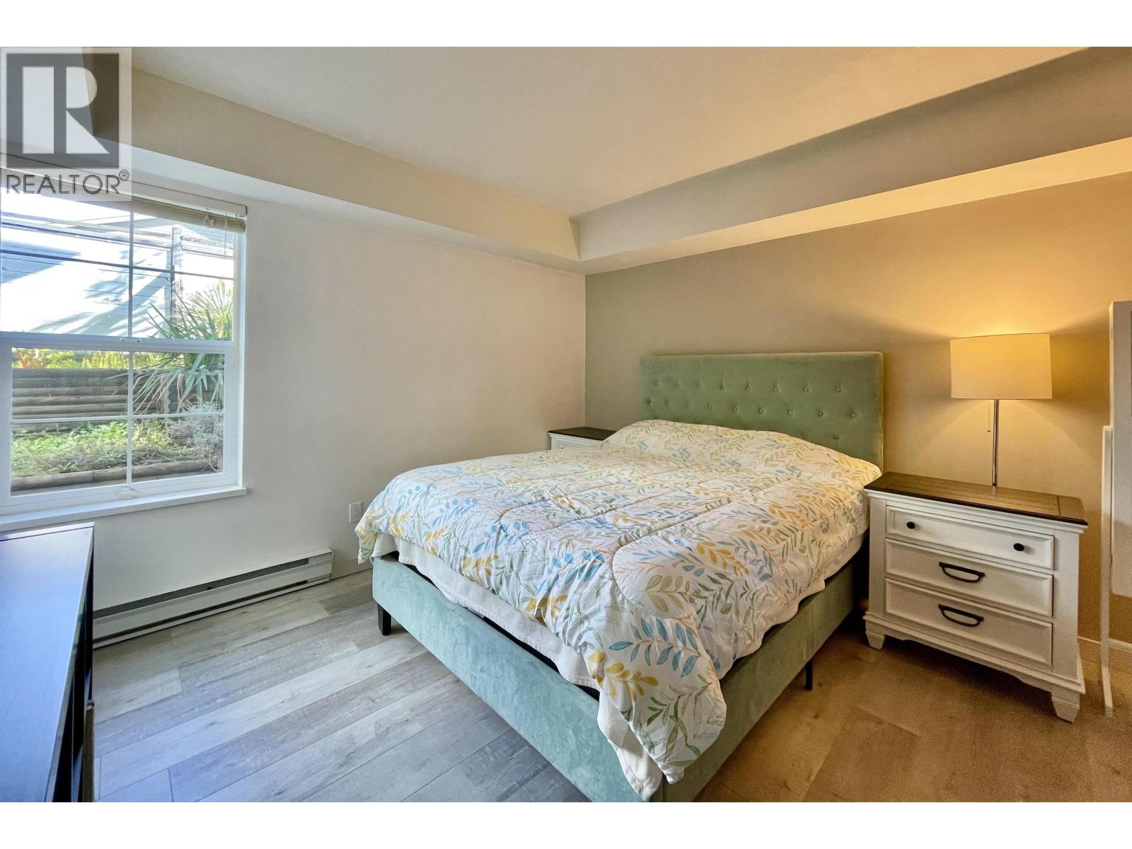 35 689 PARK ROAD, Gibsons