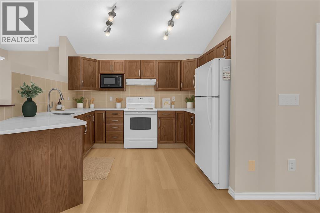 Single Family House Bungalow for Sale in  Saddlebrook Way NE Saddle Ridge Calgary 