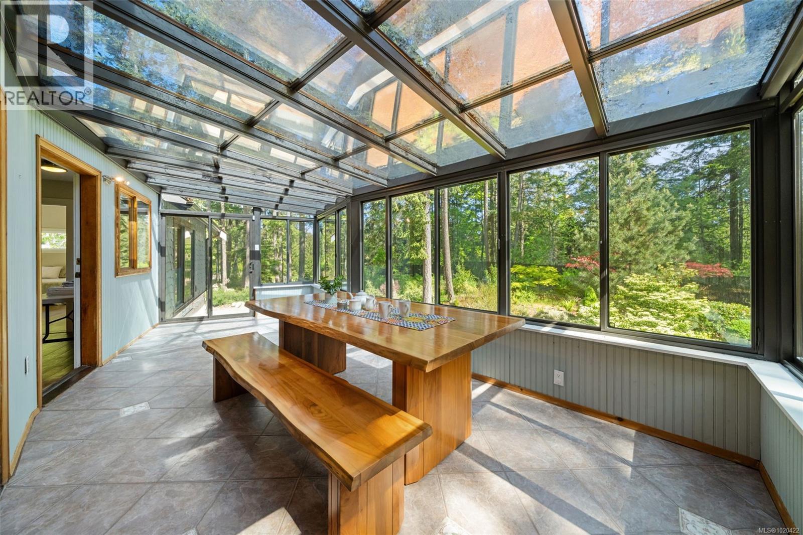 3281 McGuire Way, Nanaimo