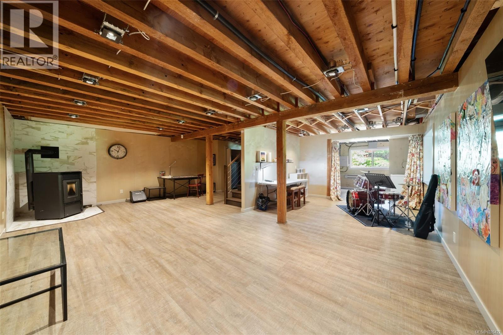 3281 McGuire Way, Nanaimo