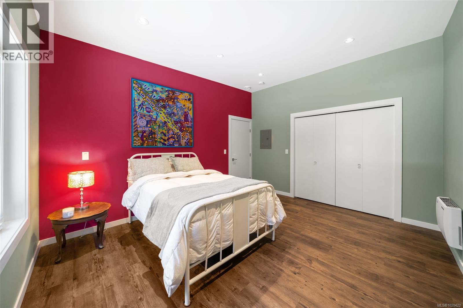 3281 McGuire Way, Nanaimo