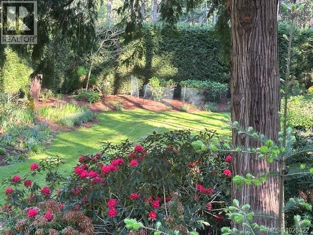 3281 McGuire Way, Nanaimo