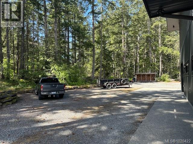 3281 McGuire Way, Nanaimo