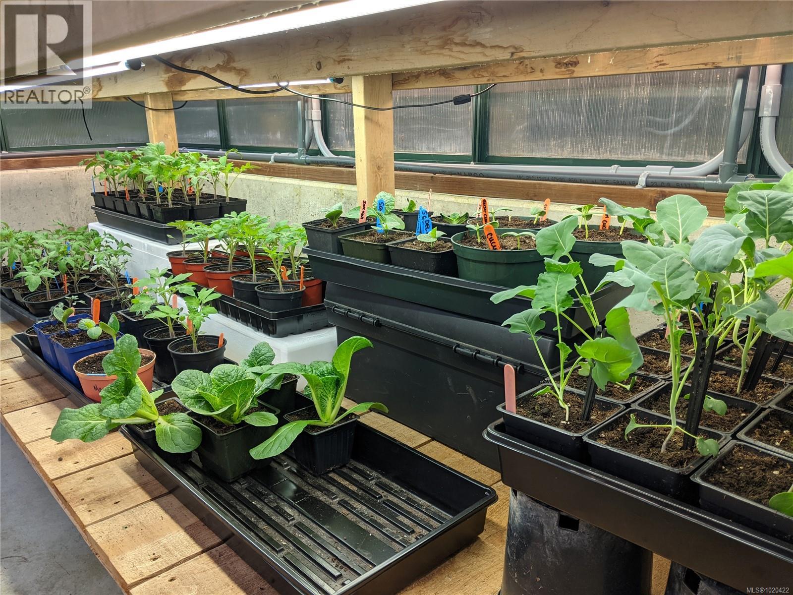 3281 McGuire Way, Nanaimo