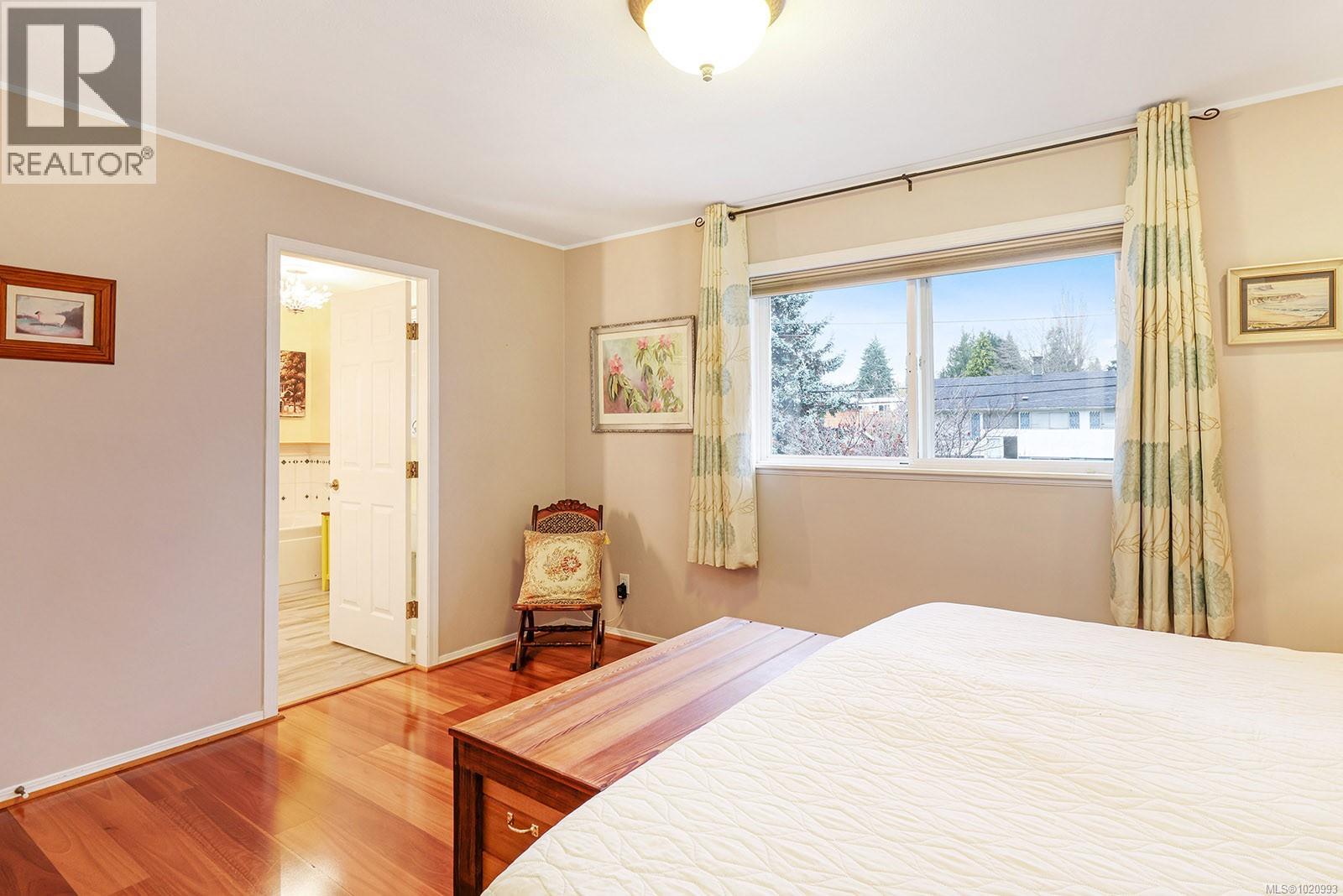 2143 Cooke Ave, Comox