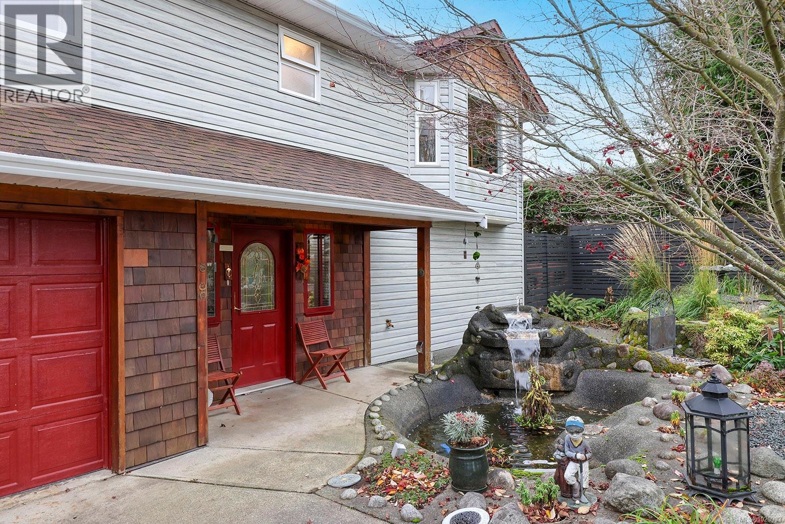 2143 Cooke Ave, Comox