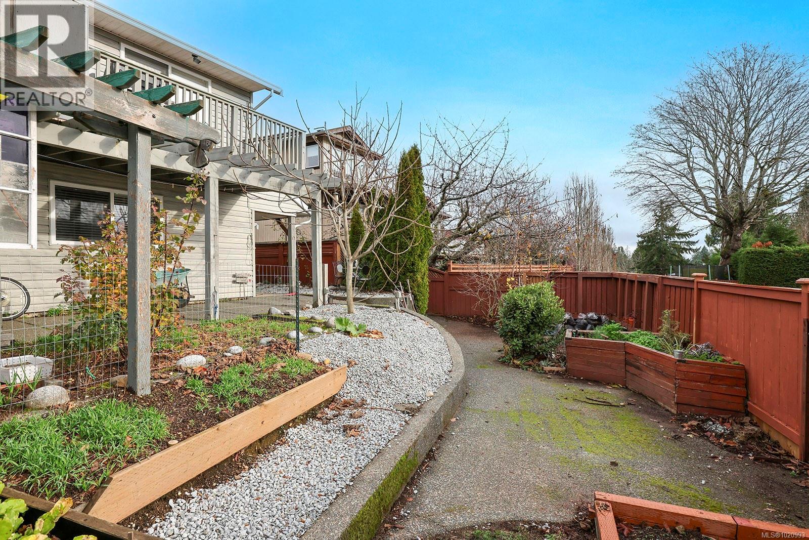 2143 Cooke Ave, Comox