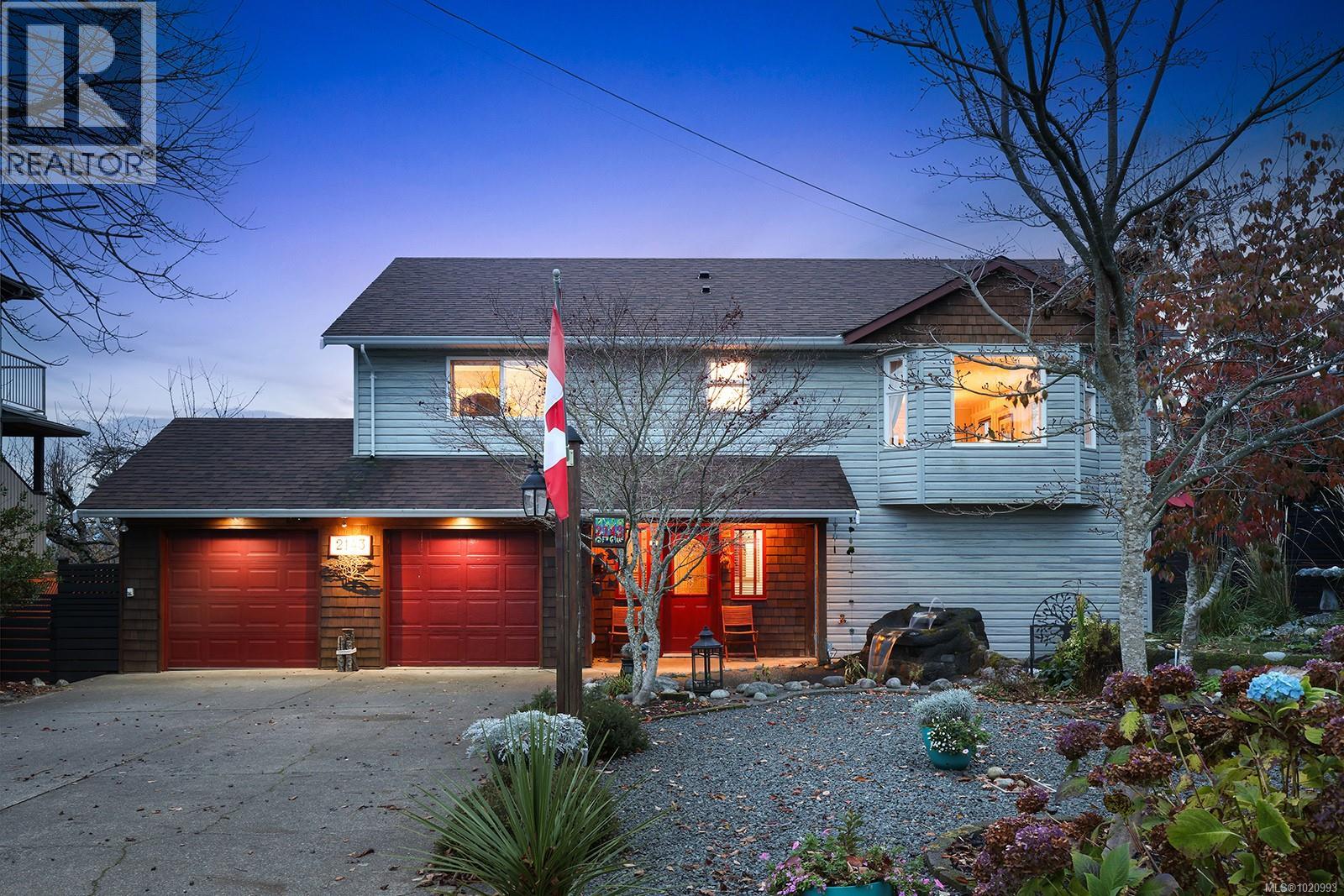 2143 Cooke Ave, Comox