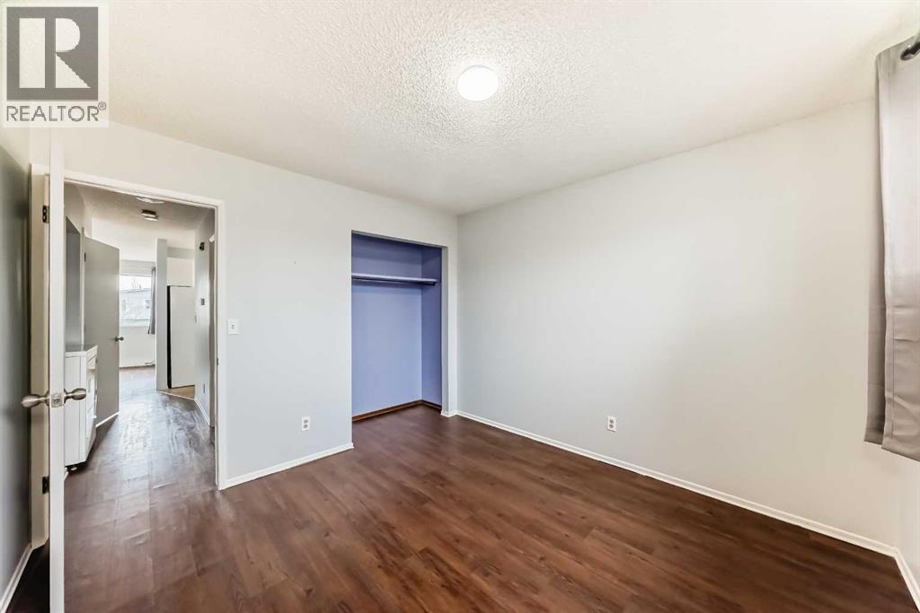 Multi-family House Bi-level for Sale in  Beaver Dam Place NE Thorncliffe Calgary 