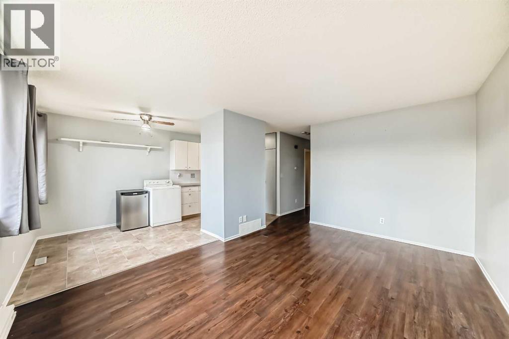 Multi-family House Bi-level for Sale in  Beaver Dam Place NE Thorncliffe Calgary 