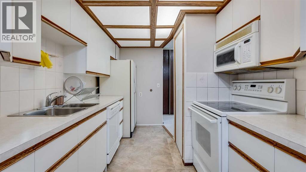 Single Family House for Sale in  B  Street NW Varsity Calgary 