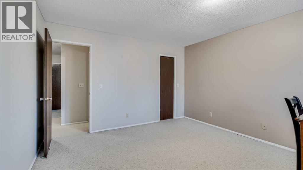 Single Family House for Sale in  B  Street NW Varsity Calgary 