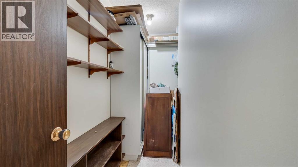 Single Family House for Sale in  B  Street NW Varsity Calgary 