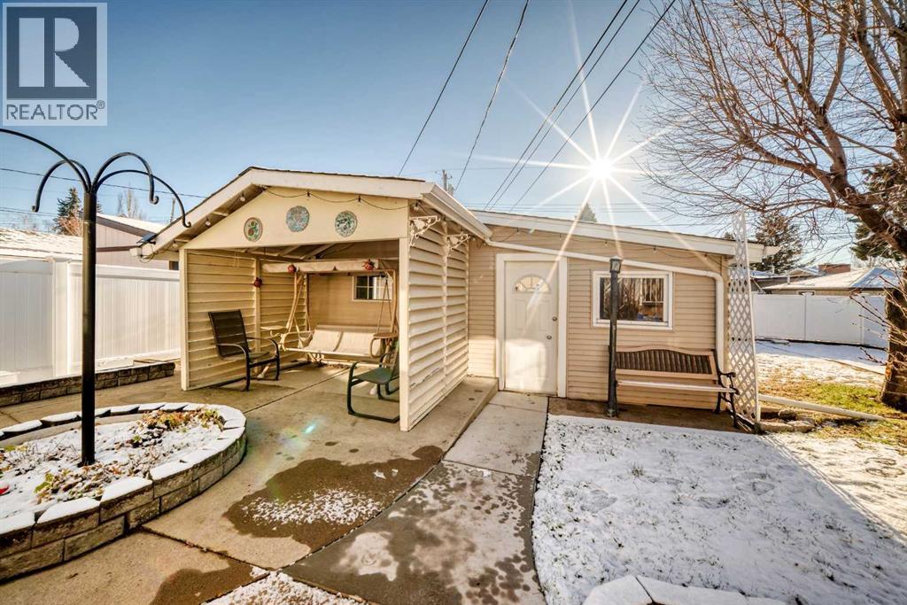 Single Family House Bungalow for Sale in  Mackid Crescent NE Mayland Heights Calgary 