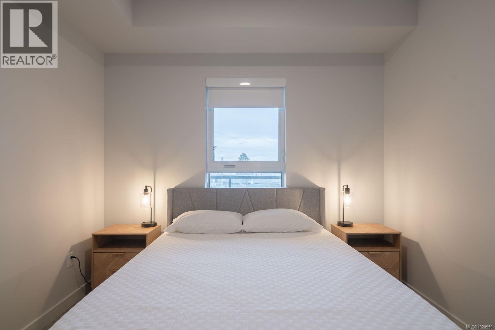 209 140 Jensen Ave W, Parksville