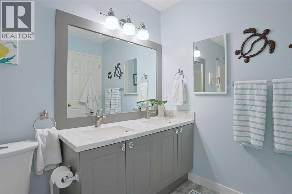 Single Family House for Sale in  Citadel Vista Green NW Citadel Calgary 