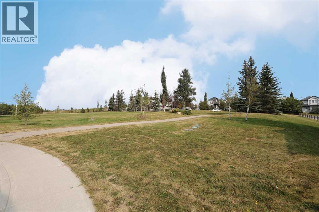 Single Family House for Sale in  Citadel Vista Green NW Citadel Calgary 