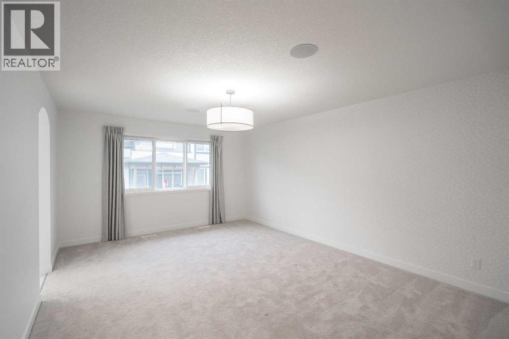 Single Family House for Sale in  Savanna Drive NE Saddle Ridge Calgary 