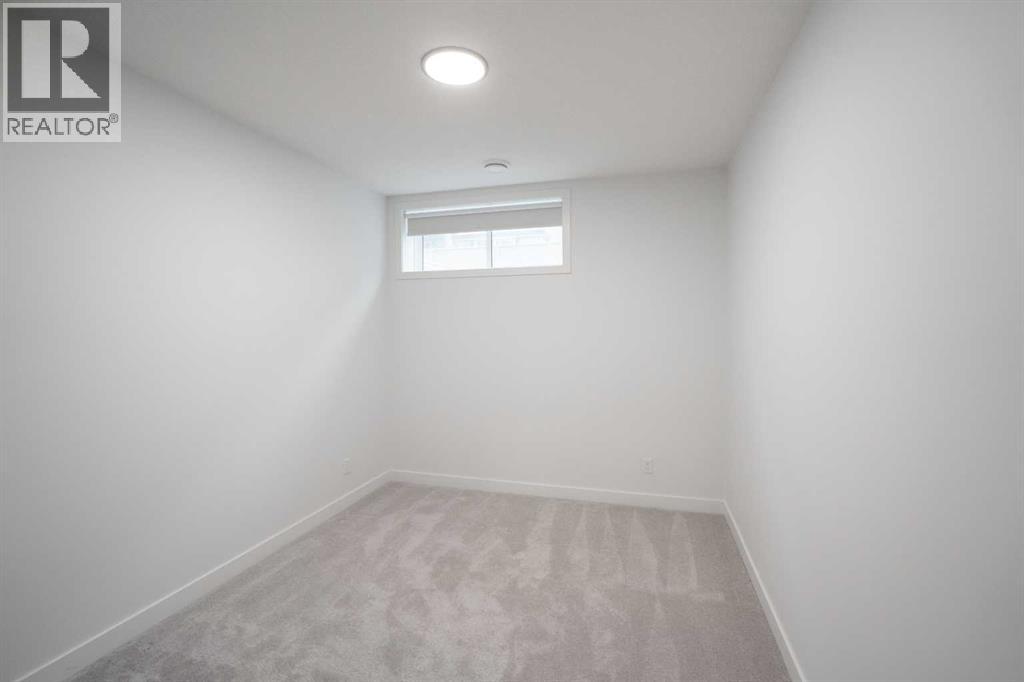 Single Family House for Sale in  Savanna Drive NE Saddle Ridge Calgary 