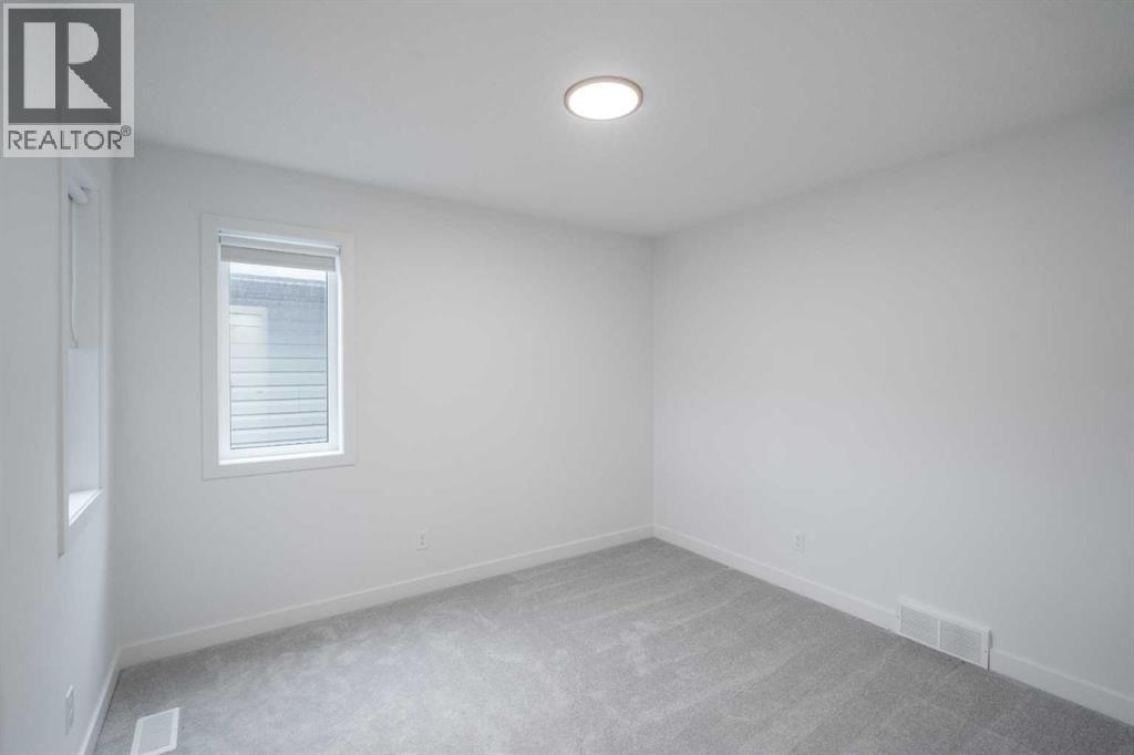 Single Family House for Sale in  Savanna Drive NE Saddle Ridge Calgary 