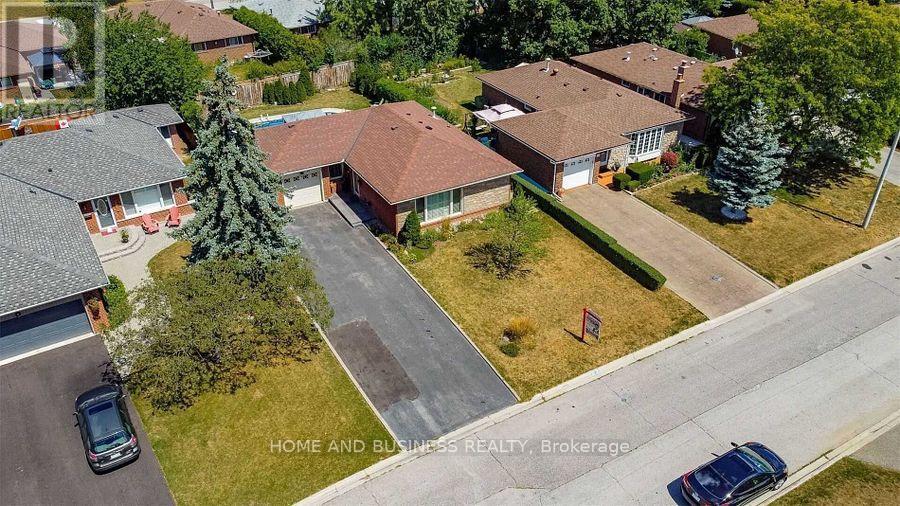 22 DUNCANNON CRESCENT - 1