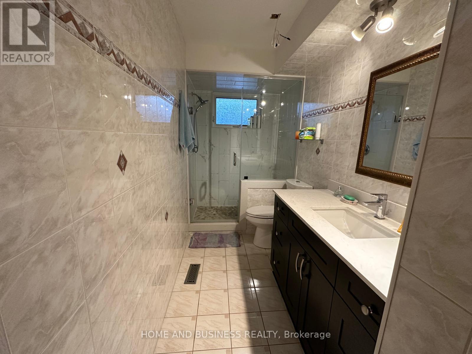 22 DUNCANNON CRESCENT - 17
