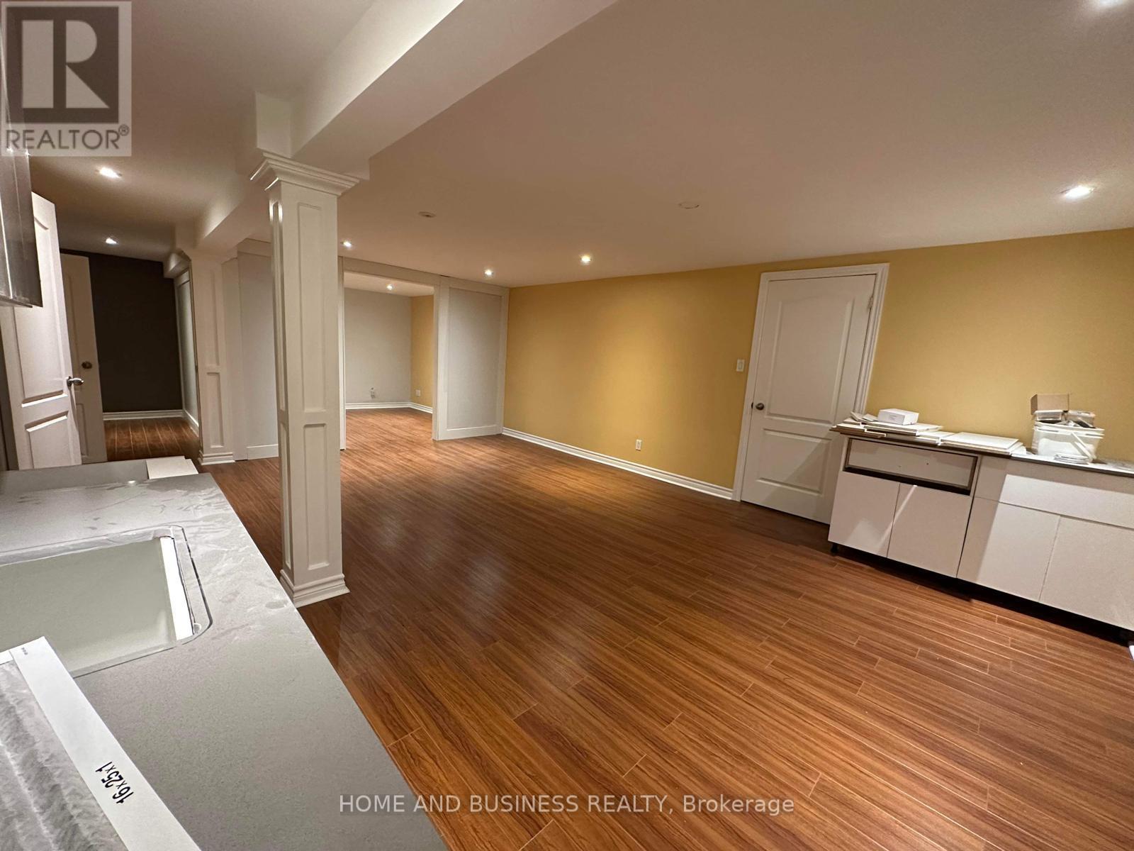 22 DUNCANNON CRESCENT - 20