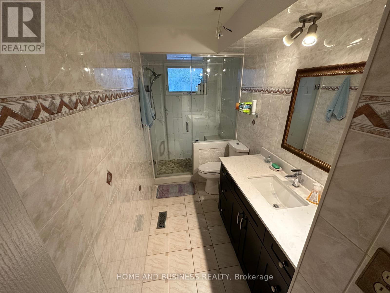 22 DUNCANNON CRESCENT - 22