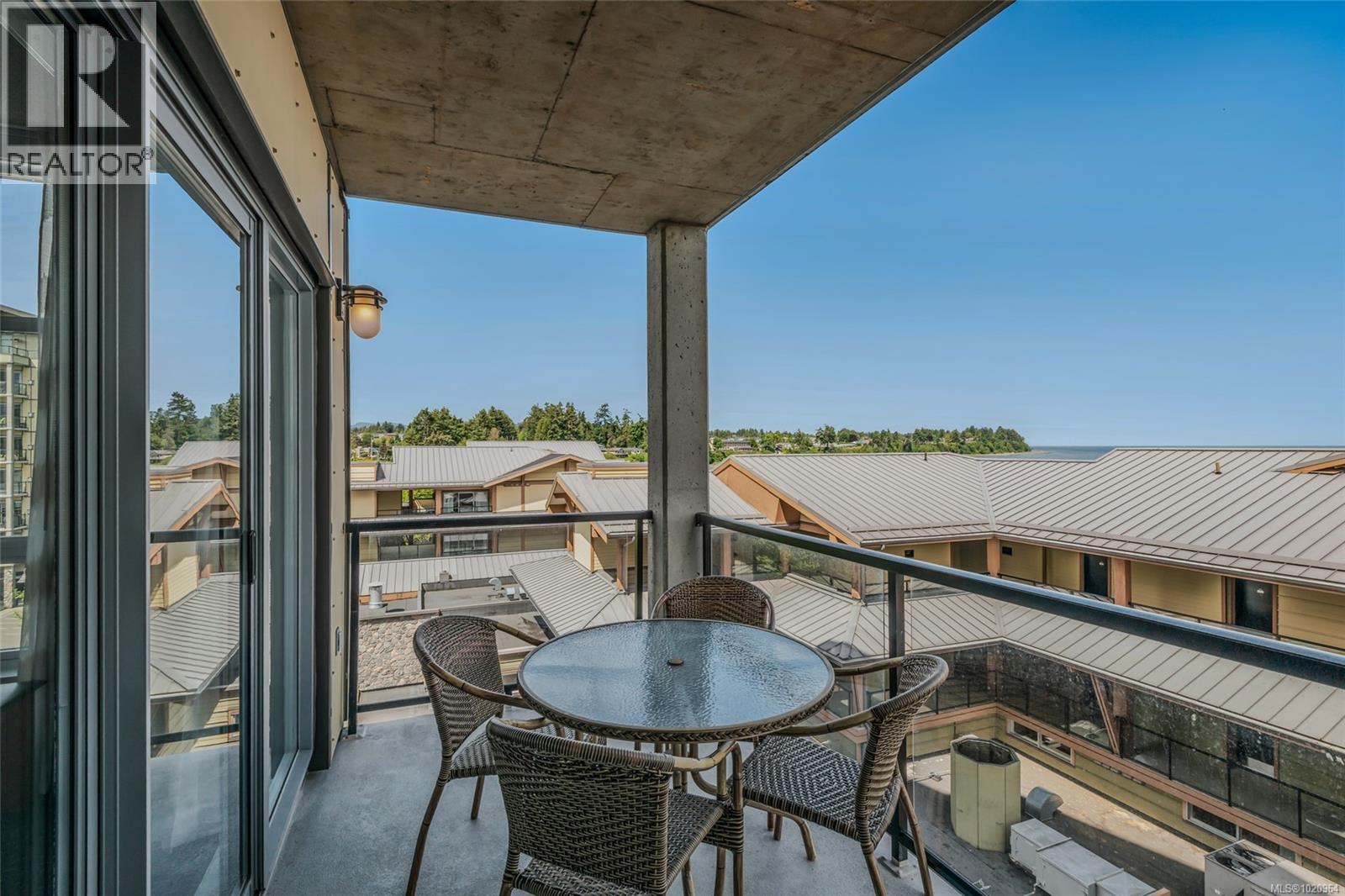 501/502C 181 Beachside Dr, Parksville