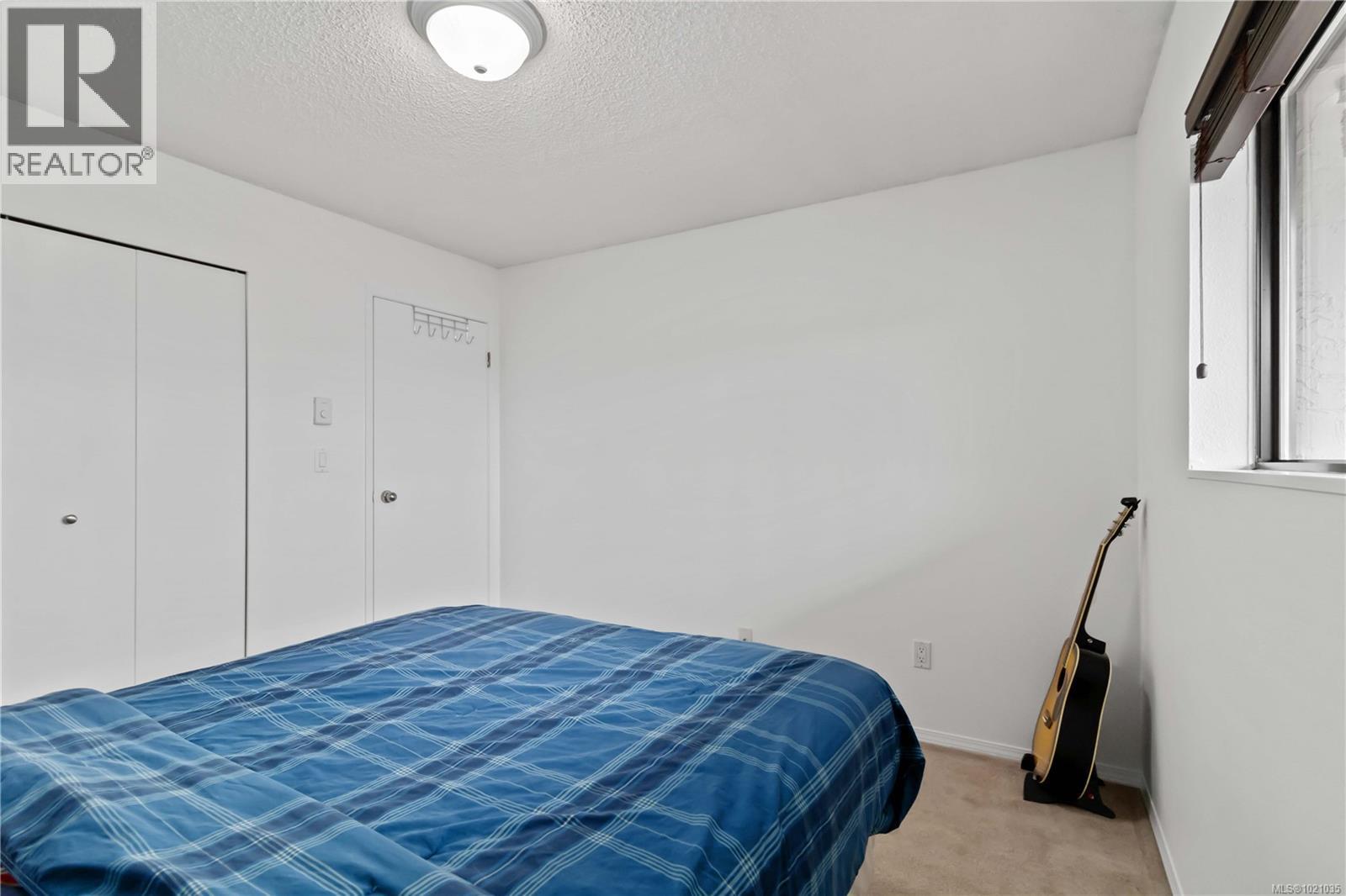 308 3255 Glasgow Avenue, Saanich