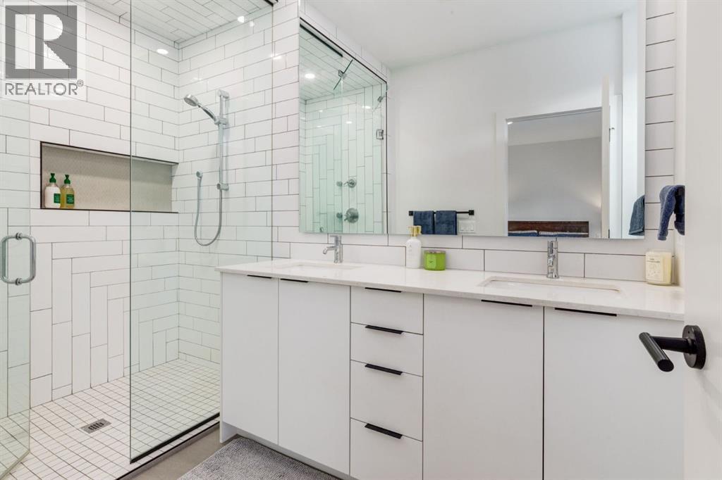 Single Family House for Sale in   Street SW Altadore Calgary 