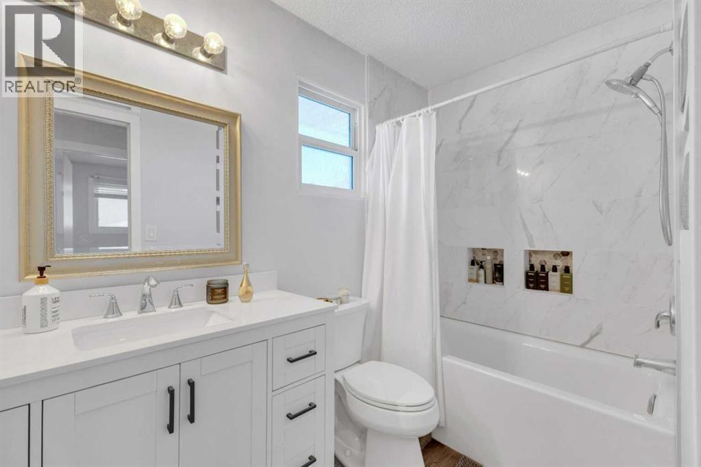 24 Willow Crescent, Lacombe