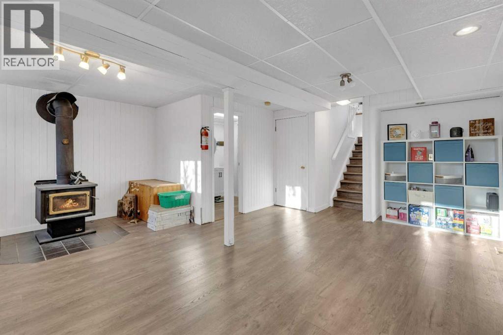 24 Willow Crescent, Lacombe