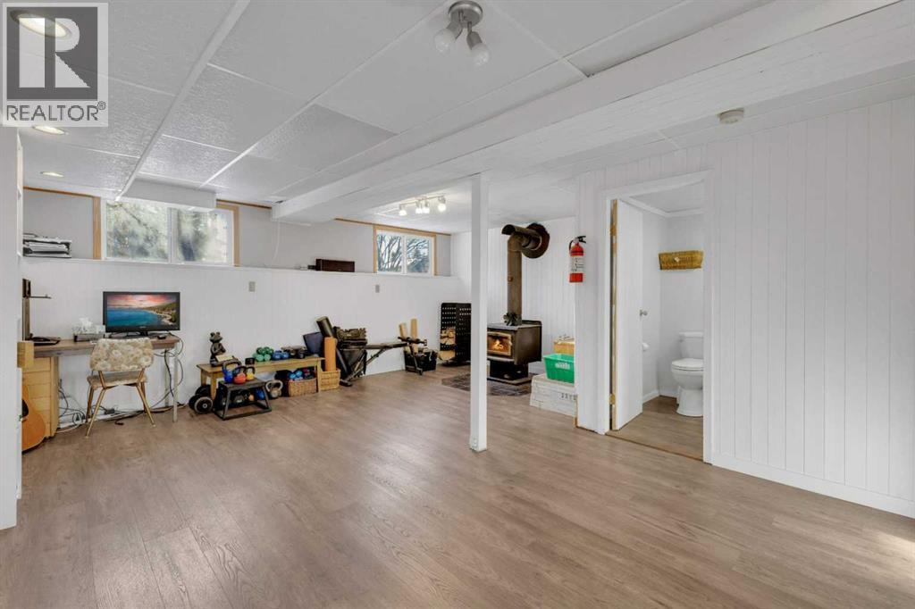 24 Willow Crescent, Lacombe