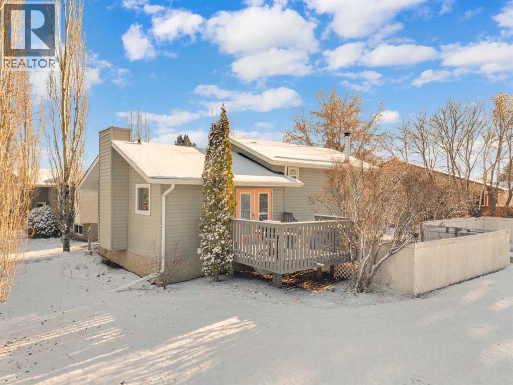 24 Willow Crescent, Lacombe