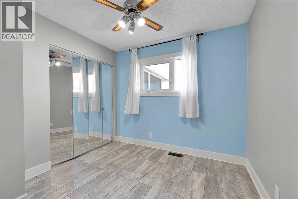 Single Family House Bi-level for Sale in  Huntstrom Road NE Huntington Hills Calgary 