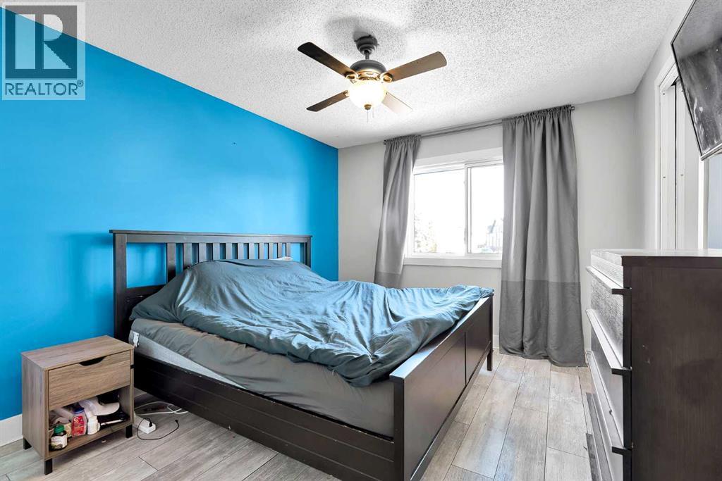 Single Family House Bi-level for Sale in  Huntstrom Road NE Huntington Hills Calgary 