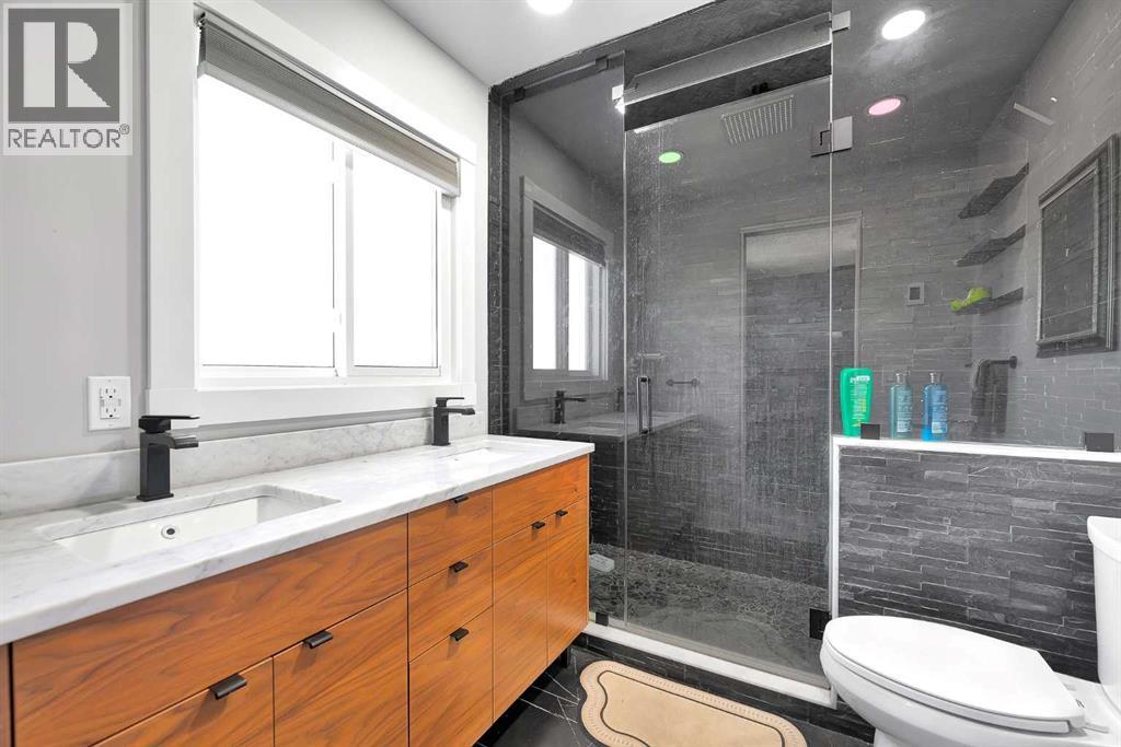 Single Family House Bi-level for Sale in  Huntstrom Road NE Huntington Hills Calgary 