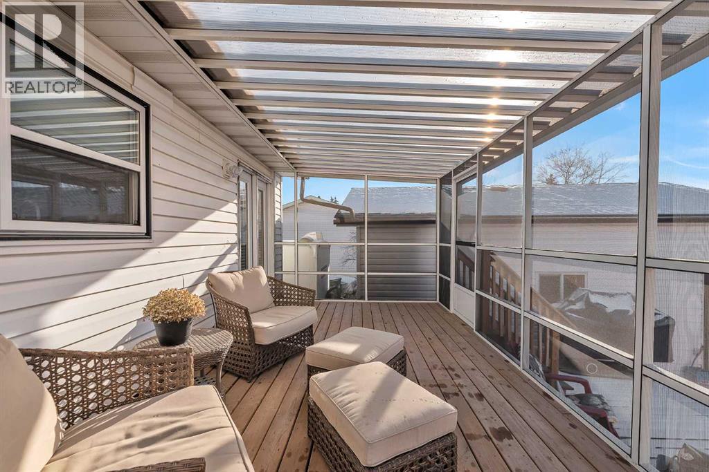 Single Family House Bi-level for Sale in  Huntstrom Road NE Huntington Hills Calgary 