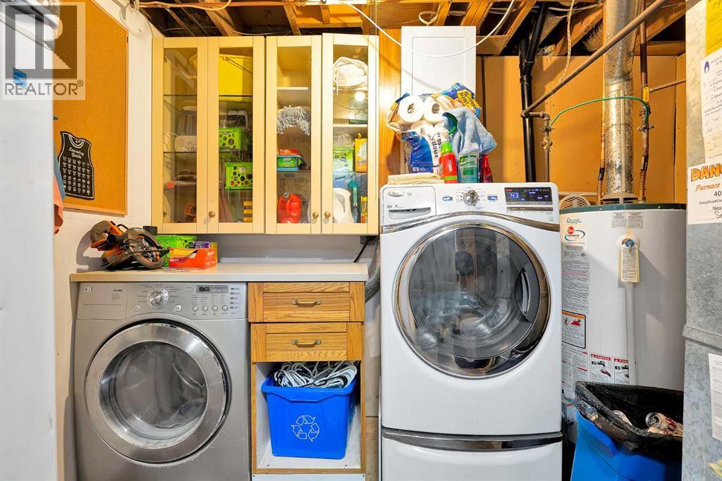 Single Family House Bi-level for Sale in  Huntstrom Road NE Huntington Hills Calgary 