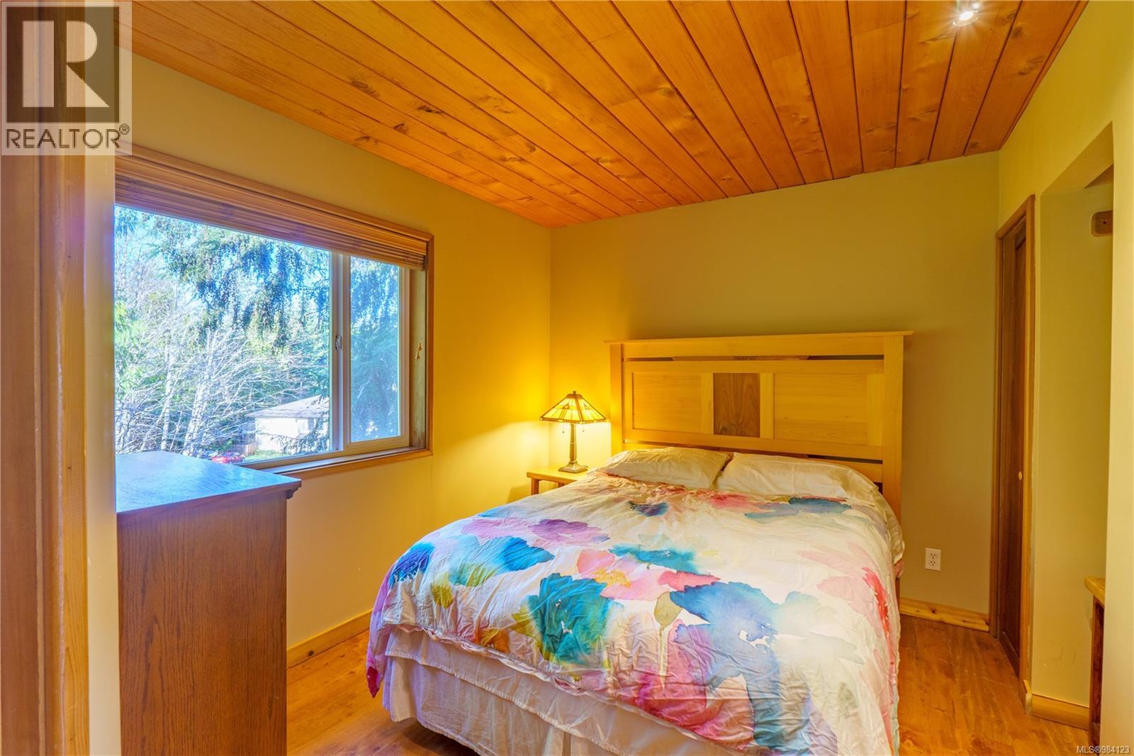 316 Leighton Way, Tofino