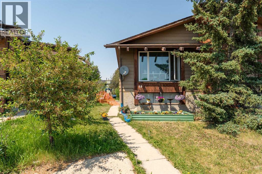 Single Family House Bi-level for Sale in  Beaconsfield Crescent NW Beddington Heights Calgary 