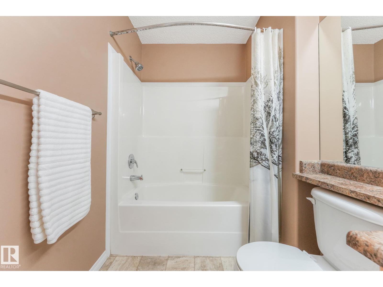 233 Westwood LN, Fort Saskatchewan