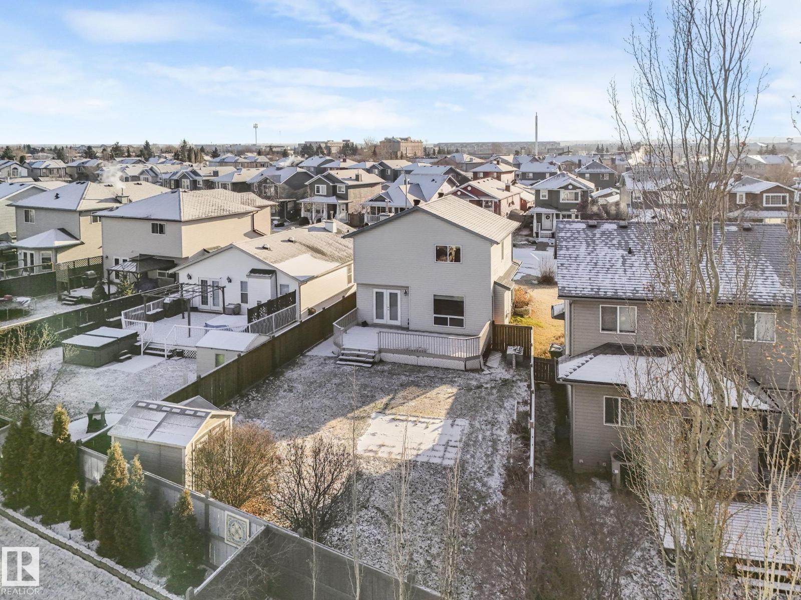 233 Westwood LN, Fort Saskatchewan