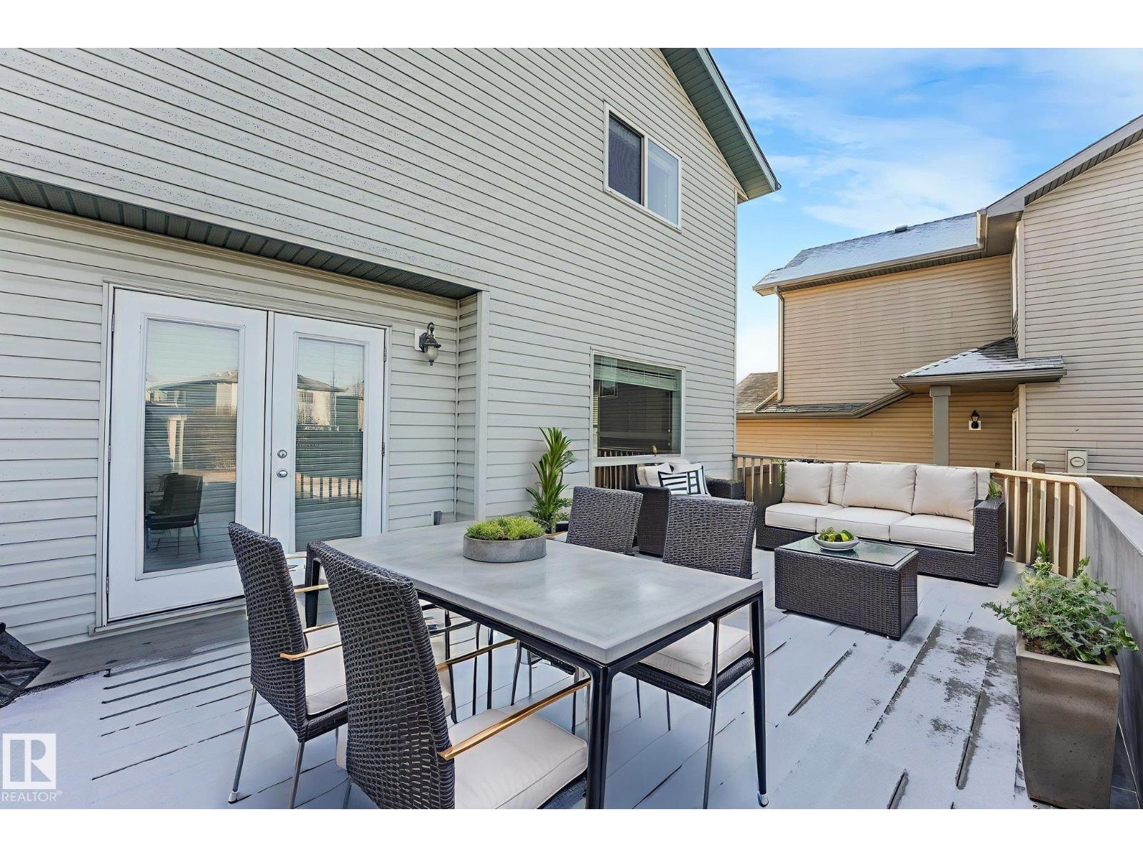 233 Westwood LN, Fort Saskatchewan